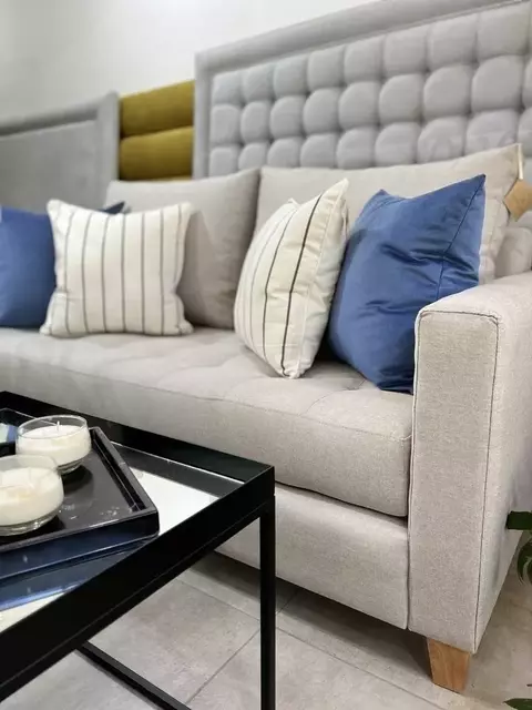 Sillon Moscu con almohadon de asiento de tiraje - comprar online