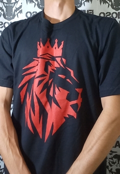 Camiseta leão na internet