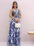 Vestido estampado colorido com alças cruzadas ajustáveis - loja online