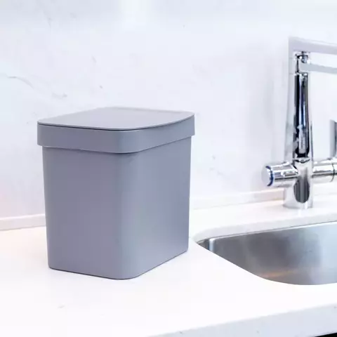 Lixeira de Pia com Tampa Oculta 2,5 Litros em PP