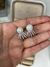 Brincos spikes e pérola - comprar online