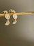 Argola com pedra olho de gato e zircônias - comprar online