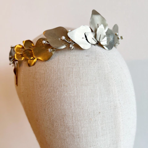 Tiara Neo Brotes