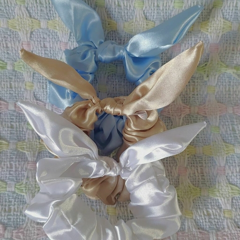 Banner da categoria 08 – Trio Scrunchie com Laço