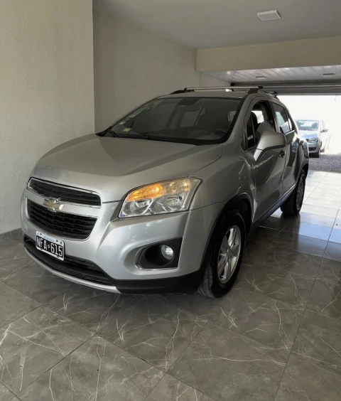 TRACKER 2014 anticipo 8.200.000 CON GNC
