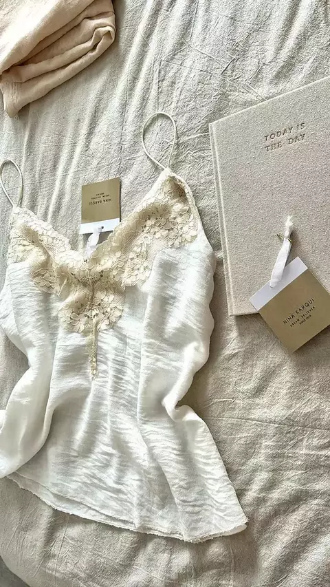 TOP LENCERO WHITE-NINA KARKI-