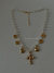 Colar Charms Cruz perolada dourado