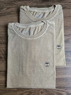 Camisetas estonadas - AREIA/BEGE - PINENUT