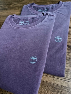 Camisetas estonadas - VINHO - PINENUT