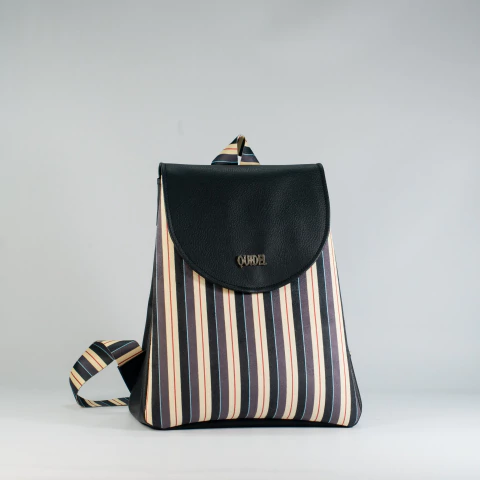 Mochila Clasica Stripes 3 negro - comprar online