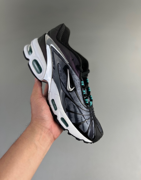 AIR MAX TAILWIND V X SKEPTA "GREY & WHITE"