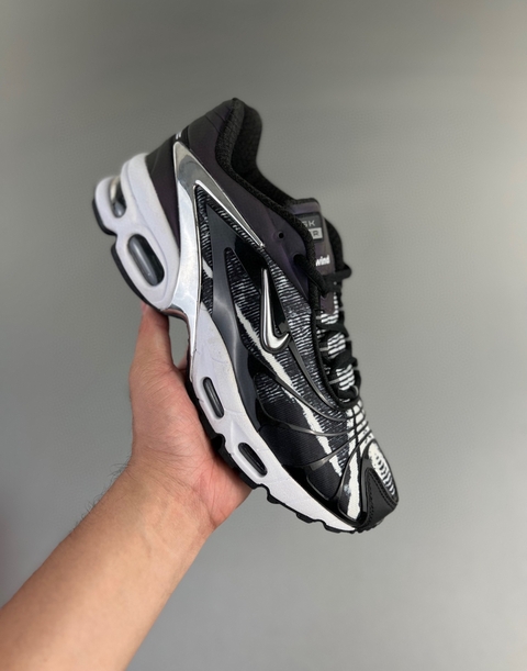 AIR MAX TAILWIND V X SKEPTA "BLACK & WHITE"