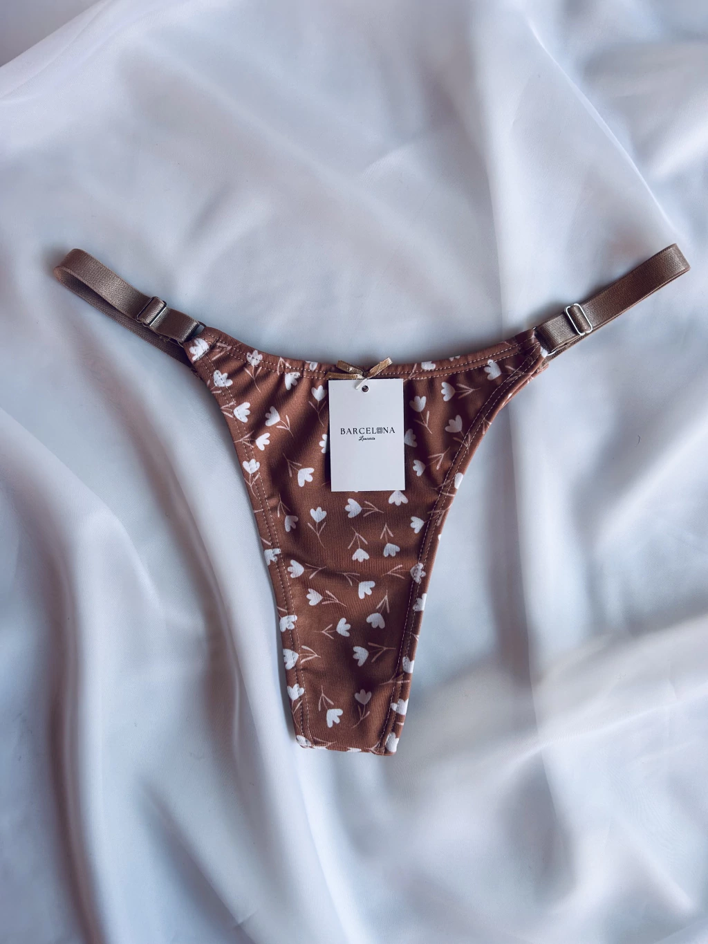 Bombi Less en V Clari