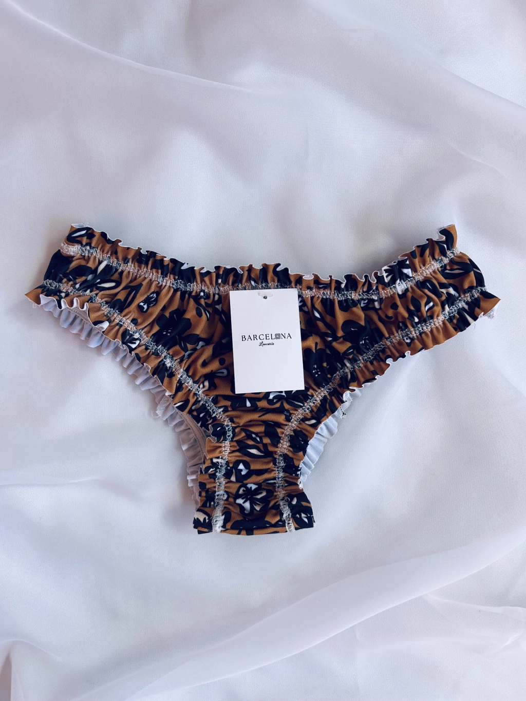 Bombi Less FRU FRU Avellana