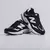 Tênis New Balance 9060 - Preto e Branco - comprar online