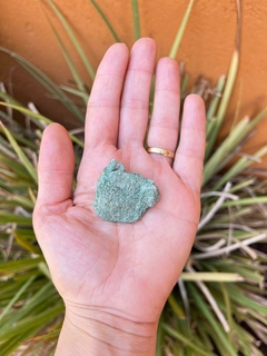 Pedras brutas 100% naturais - QUARTZO BRUTO 1 UNIDADE
