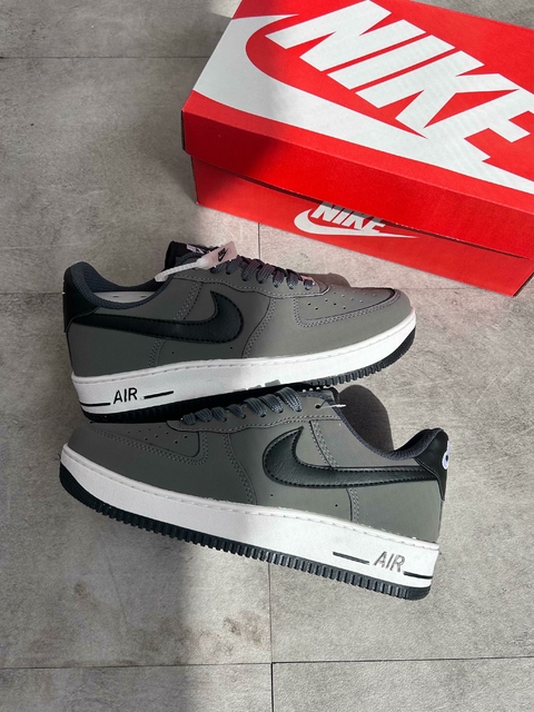 NIKE AIR FORCE CINZA/PRETO