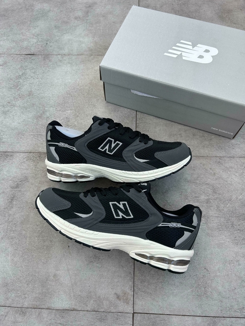 NEW BALANCE 530 PRETO