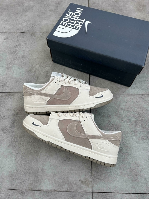 NIKE DUNK THE NORTH FACE NUDE