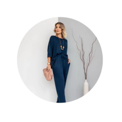 Camila R. Estou apaixonada pelo Conjunto Cristal! Além de lindo e super confortável, saber que estou contribuindo para o meio ambiente com uma escolha sustentável me faz amar ainda mais essa peça. A qualidade do tecido é impecável, e o acabamento, perfeito.