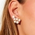 Brinco Earcuff Com Zircônias E Perola Shell Folheada A Ouro na internet