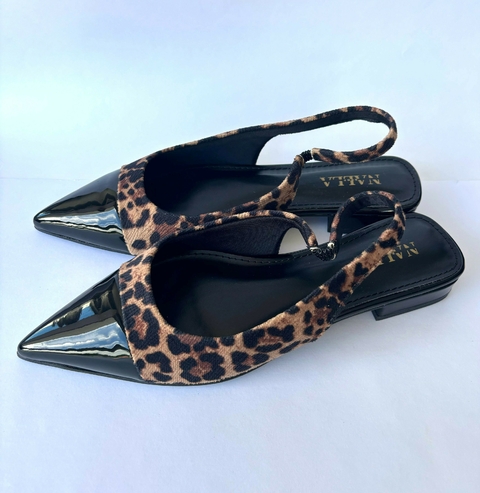 Sara - Slingback Animal Print Bico Fino Preto - comprar online