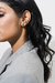 BRINCO EAR HOOK CIRCULAR DOURADO - comprar online
