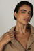 BRINCO EAR HOOK CRISTAL PLURAL DOURADO