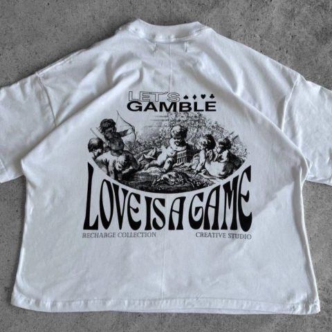 Boxy Love is a game - comprar online