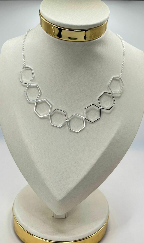 Colar Geometria Moderna - comprar online