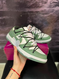 SB DUNK 3650 VERDES en internet