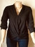 Blusa negra cruzada 2D30