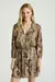VESTIDO CURTO ESTAMPADO COM DECOTE V