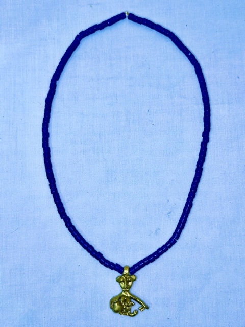 Collar de gala (Ileke) con figura de (Yemaya) Yemoja con cuenta africana gruesa color Azul de 70 cm - comprar en línea