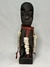 Estatua Esu Alaje (Eshu) de madera en color negro arrodillado con collar en color rojo - comprar en línea