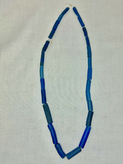 Collar (Ileke Eleke) de Segi (Ifa) color azul claro 85 cm - comprar en línea
