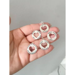 Pingente Personalizado Coração Vazado / 18 Milimetros