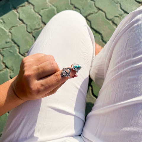 Anel Indiano com Pedra Natural