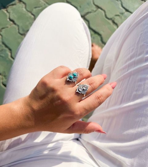 Anel Indiano com Pedra Natural