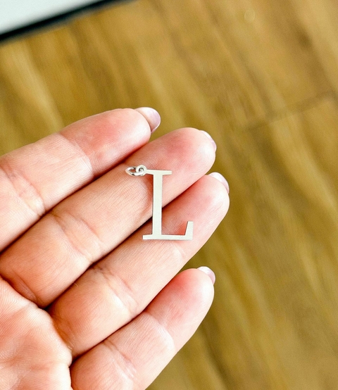 Pingente Personalizado Letra / 18 Milímetros - comprar online