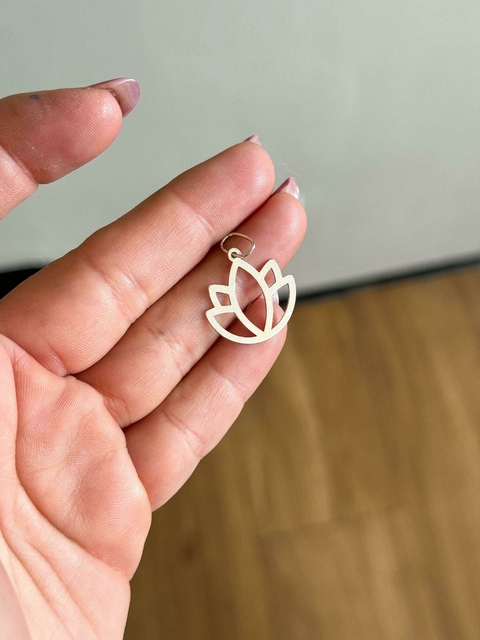 Pingente Flor de Lotus