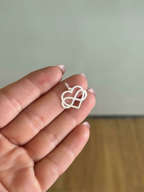 Pingente Coração Infinito / M