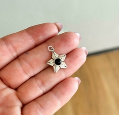 Pingente Estrela com Pedra Natural na internet