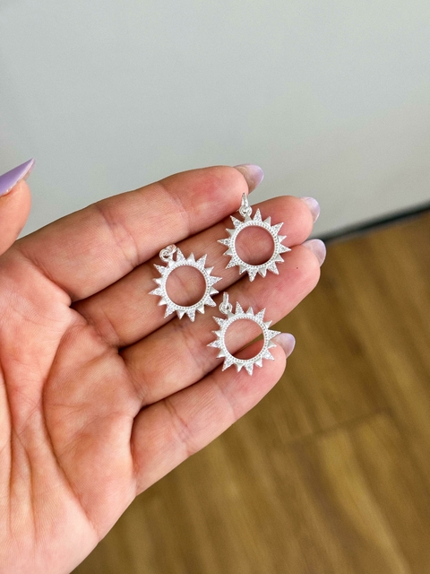 Pingente Sol Cravejado - comprar online