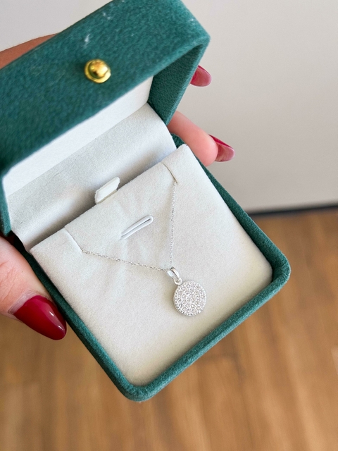 Pingente Redondo Cravejado - comprar online