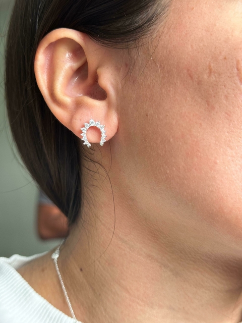 Brincos Cravejados Importados