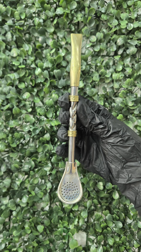 Bombilla Pico de Loro con detalles - comprar online