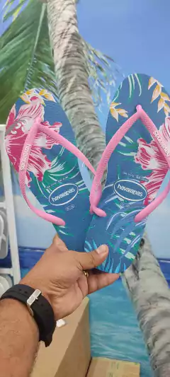 Chinelo Havaianas Slim Floral Palm - loja online