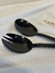 CUBIERTOS DE ENSALADA OVAL BLACK SET X 2 - Manchao.deco