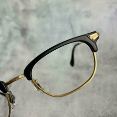 Armazon Oliver Peoples en internet